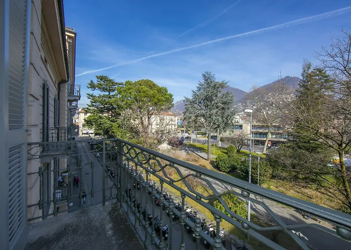 Daire Little - Happy Lugano