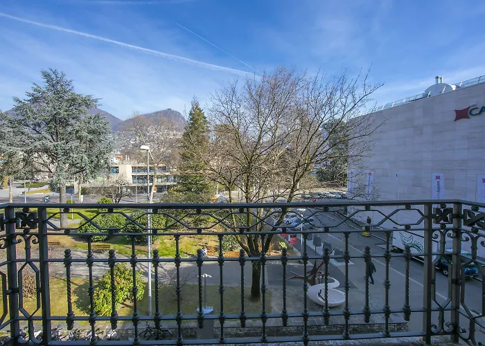 Daire Little - Happy Lugano